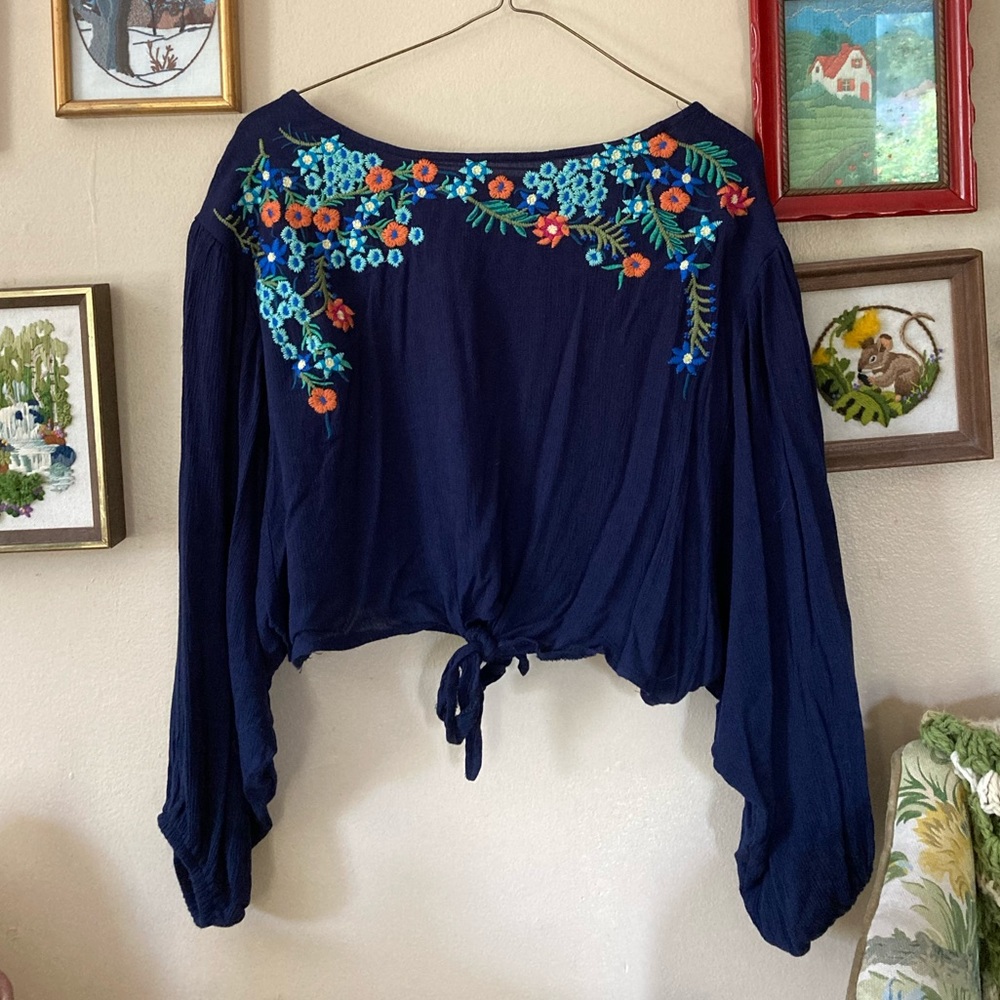 Embroidered Floral Long-sleeve Tie Crop Top